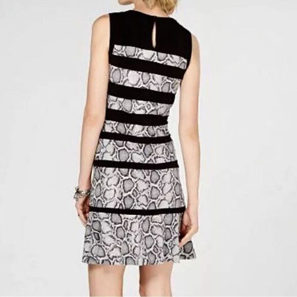 Michael Kors NWT Sz M Black Snake Print Stripe Fit & Flare with Kick Hem Dress - Picture 2 of 7